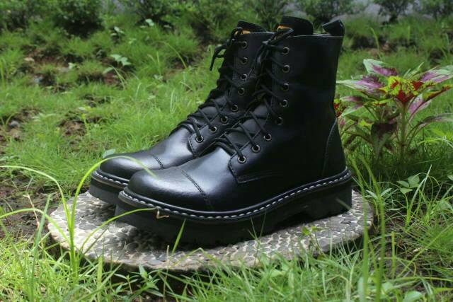 Sepatu Boots Safety Pria Black Master kulit Casual Kerja Touring Biker Formal Pria