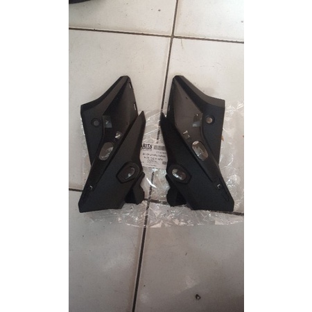 Kupingan Lampu CB150R New LED Dudukan Lampu Sen Depan CB150 R New LED