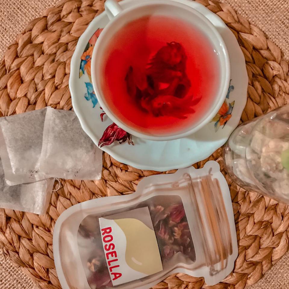

Herbal Tea / Rosella Tea / Teh Rosella / Teh Pelangsing / Teh Pelangsing / Teh Pengurus
