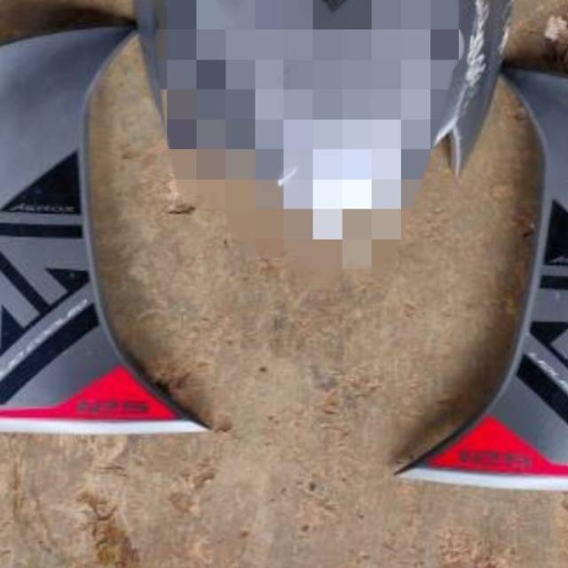 Sayap samping aerox 125 plus tameng depan