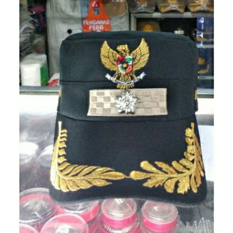 topi komando kades/lurah