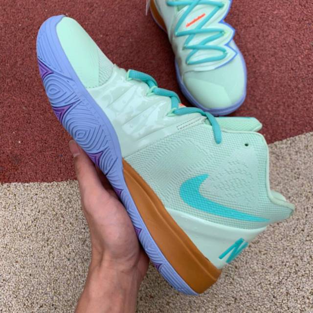 Nike Kyrie 5 X Nickelodeon "Squidward Tentacles"