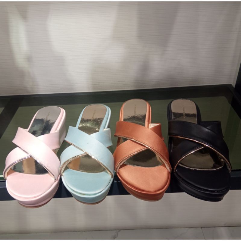 URBAN&CO WEDGES TALI SILANG / SENDAL TINGGI ORIGINAL