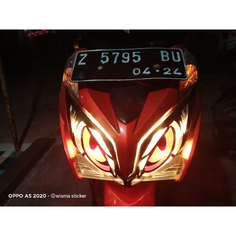 Stiker Lampu Vario 125 Old / Stiker Lampu Vario 125 / Stiker Lampu Mata Elang Vario 125
