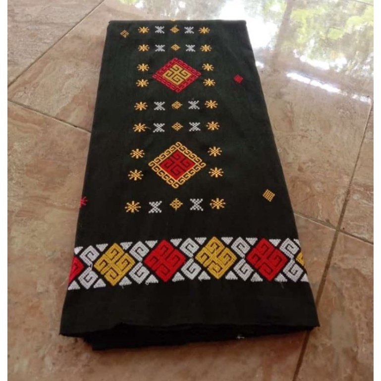 KAIN TENUN JEPARA KAIN PABINTIK KAIN EXPO KAIN SARITA KAIN BLANKET KAIN TORAJA KAIN PAMIRING BAJU TO