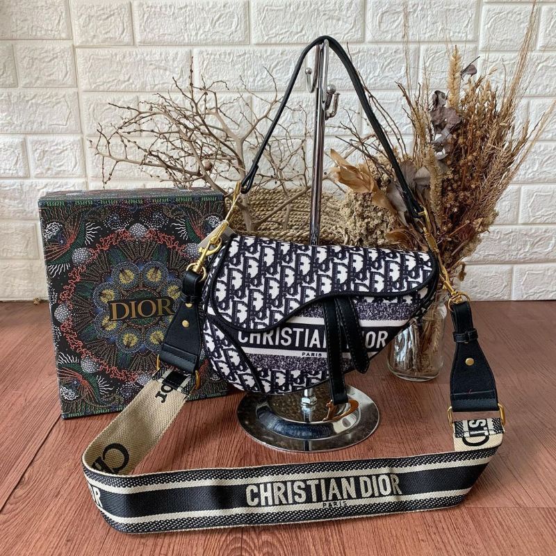 Dior Saddle