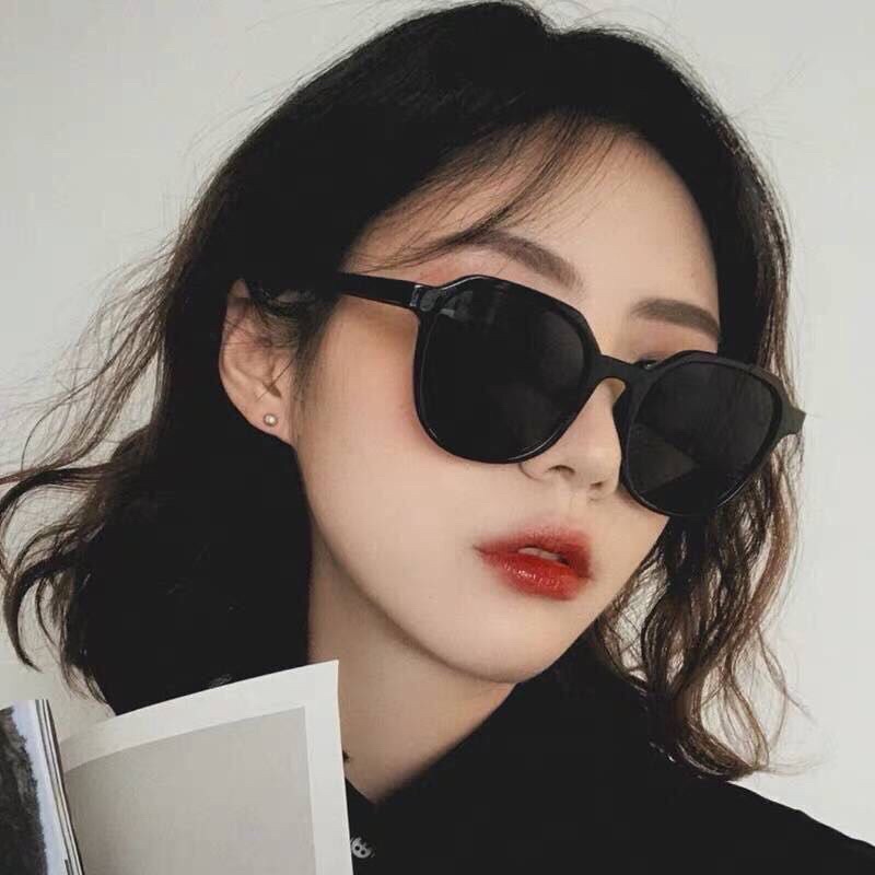 Kacamata Hitam Wanita dan Pria Sunglasses Korean Hot Fashion Segiempat Mata Kucing /Kacamata Fashion