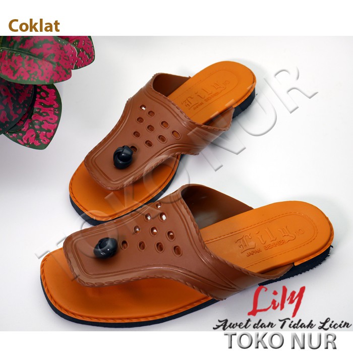Sandal lily pitung type 2000