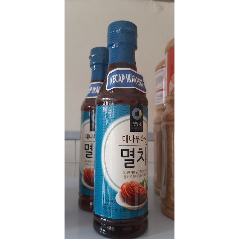 

anchovy sauce 500gr chung jung one