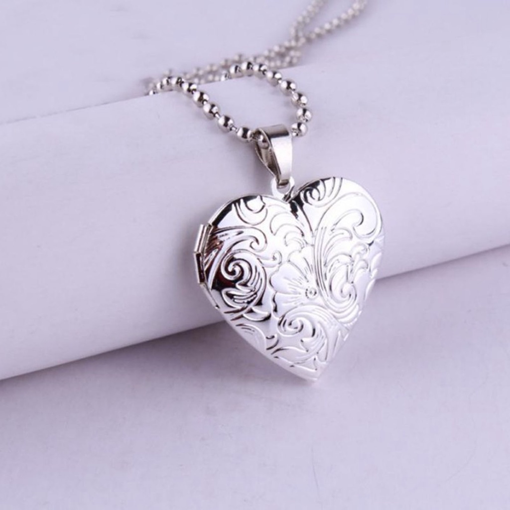 Hu Hu Hu Hu Hu Alat Bantu Pasang Kacamata♡ Kalung Rantai Dengan Liontin Locket Foto Memorial Romantis Untuk Anniversary