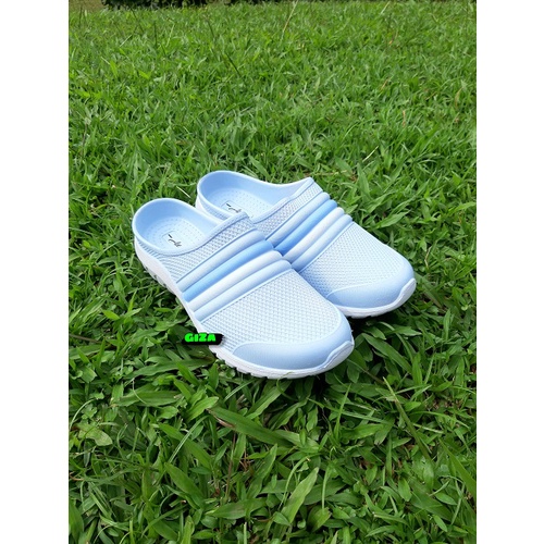 Sepatu Wanita Bustong Sepatu wanita slip on Bahan karet tanpa sambungan