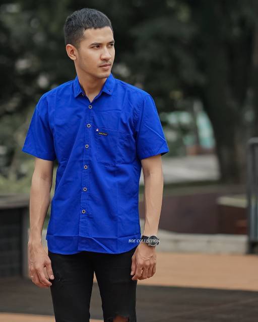 KEMEJA POLOS PENDEK CASUAL