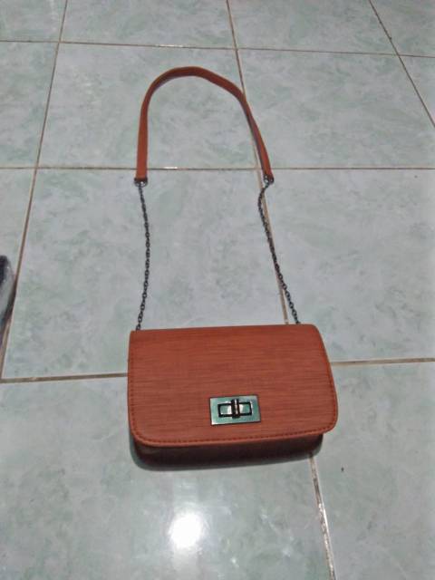 TAS KUNCI LIVO-LUVI MOTIF SALUR READY STOK