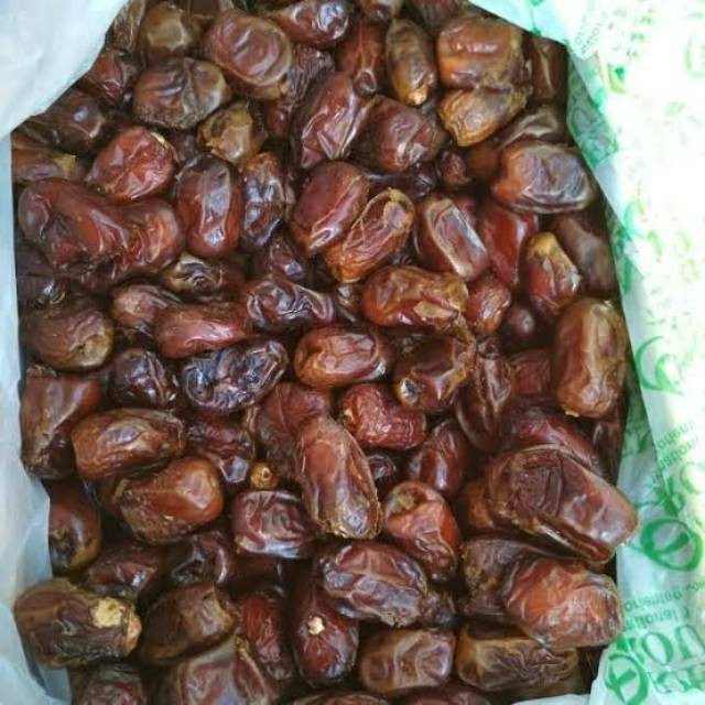 

KURMA GOLDEN VALLEY 250GR - PROMO KURMA MESIR GOLDEN VALLEY 250GR