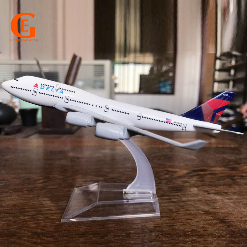 16cm Delta Air Lines B747 US Boeing 747model Pesawat Diecast Metal Airplane Pesawat Hadiah Dekorasi