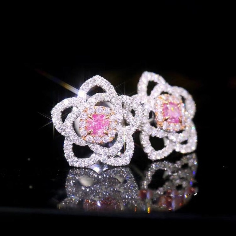 Anting Tusuk Desain Bunga Hias Kristal / Berlian Warna Pink Gaya Mewah Untuk Wanita