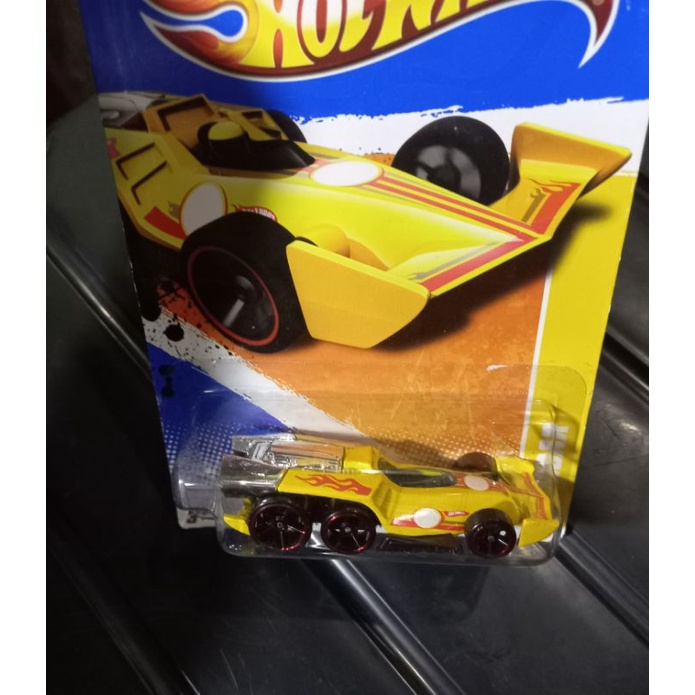 hotwheels DANICAR kuning/ merah HW 2011 New models rare variant