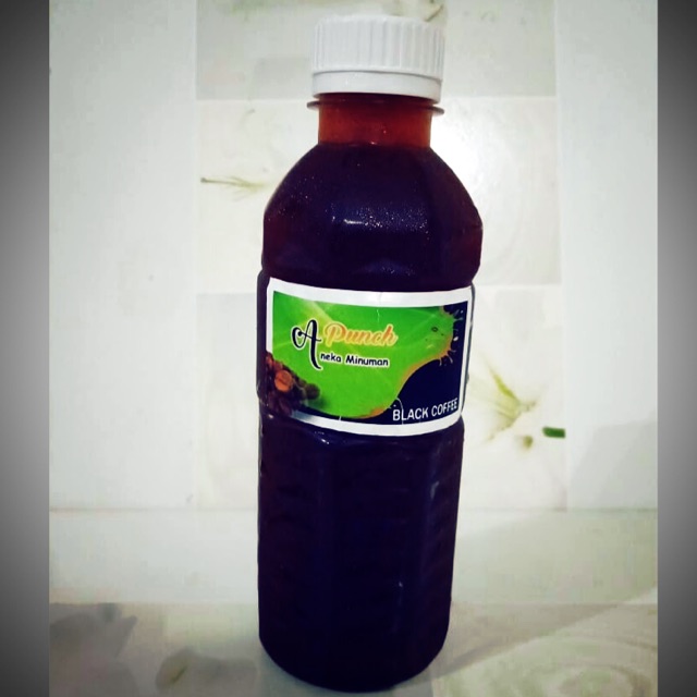 

BLACK COFFEE/KOPI dingin siap minum. Siap untuk suguhan acara suka cita maupun duka cita.