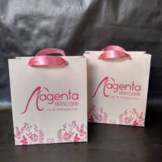 PAPERBAG PUTIH TAS SKINCARE Bahan ivory putih agak glossy 