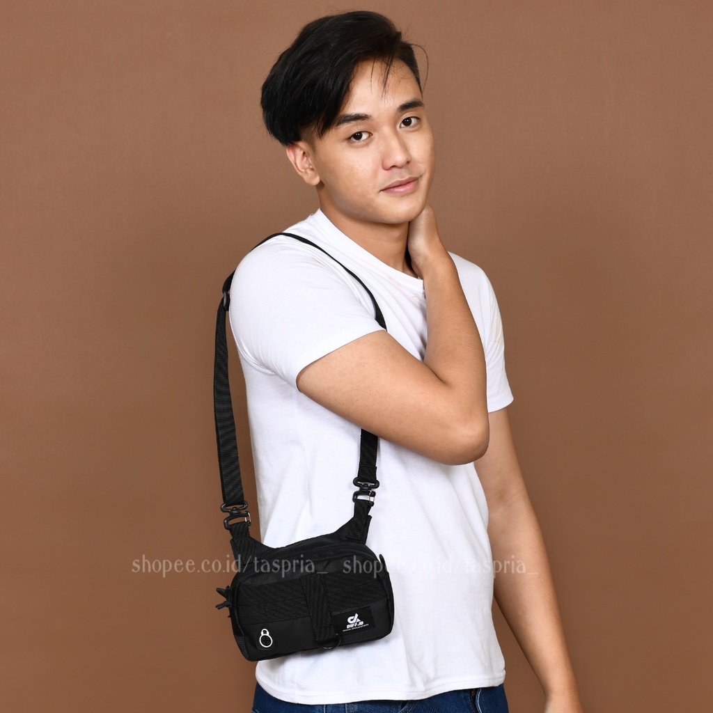 TAS SELEMPANG PRIA SIMPLE  SLINGBAG TERBARU