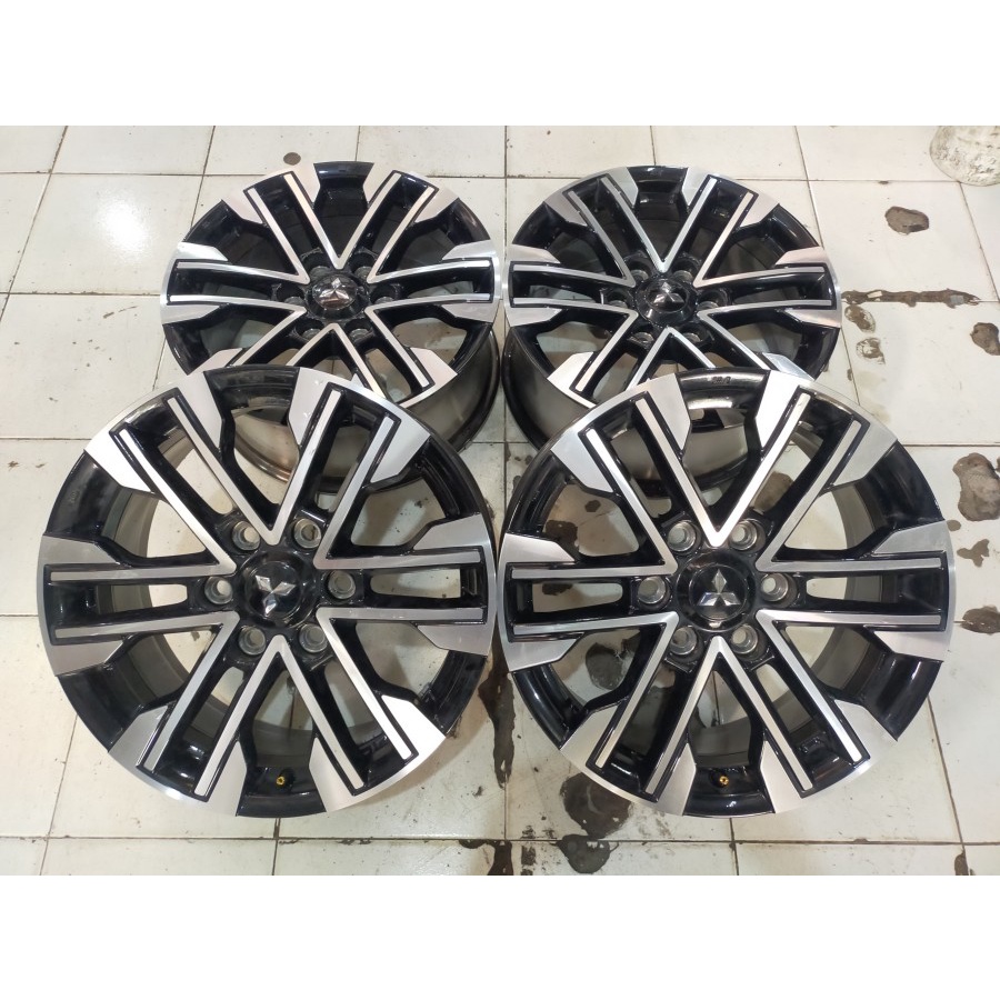 Velg Second Standar PAJERO Ring 18X7,5 Lubang 6X139,7 ET38