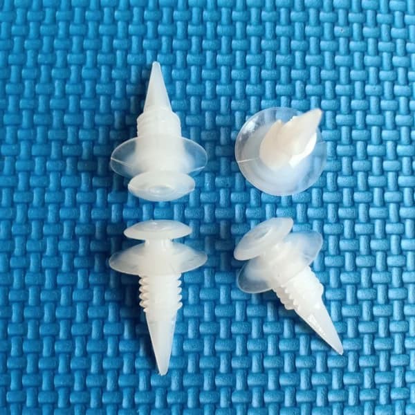 Solusi Kancing doortrim mobil Isuzu Panther Touring terbaik