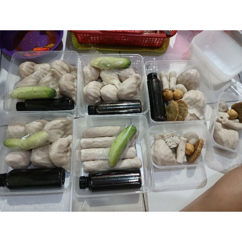 

aneka pempek palembang