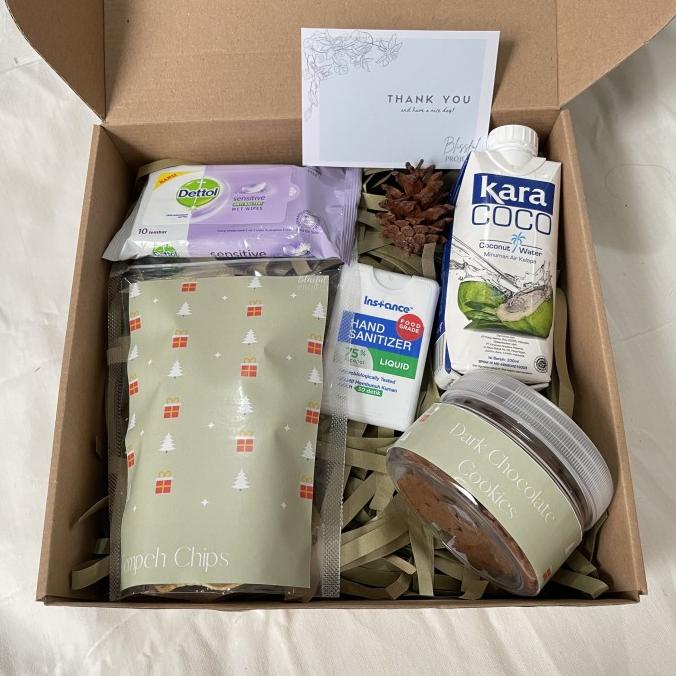 

CHRISTMAS HAMPERS GIFT BOX BY BLISSFUL PROJECT CUSTOM DSG54546WE