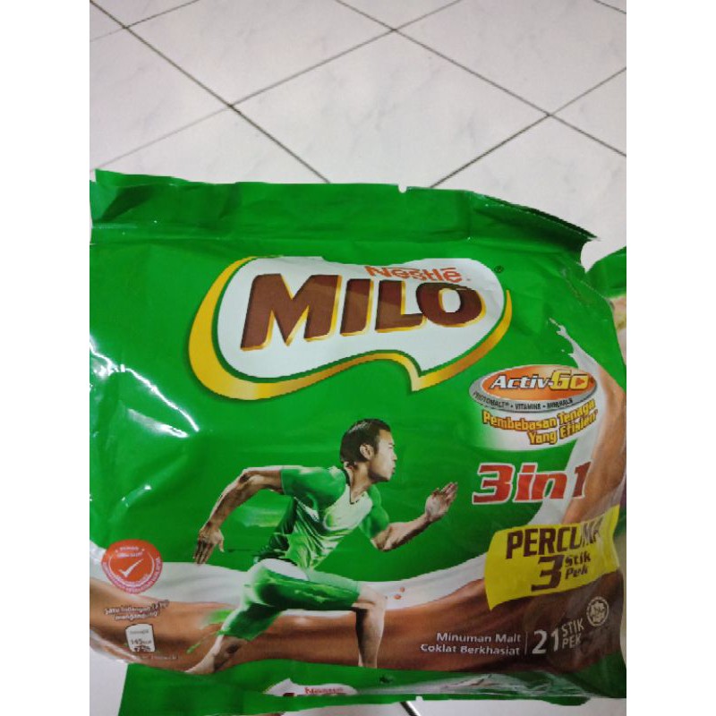 

MILO 3IN1 Saset stik malaysia