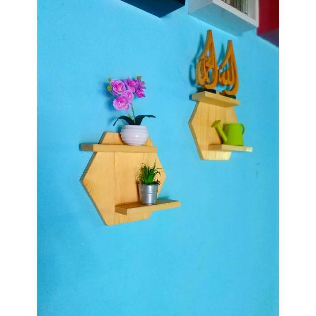 RAK DINDING SEGI ENAM