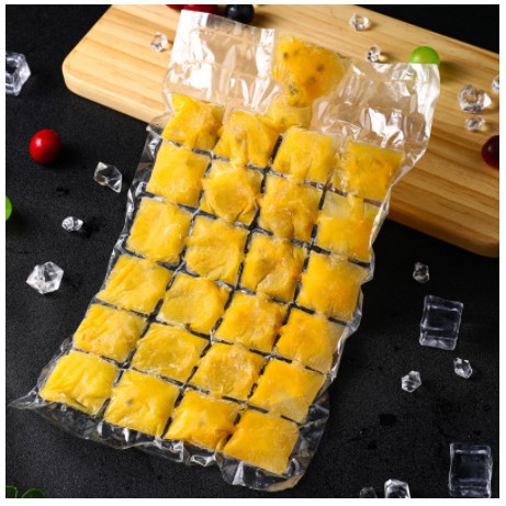 Kantong Es Beku / Disposable Ice Bag Mold 10 pcs