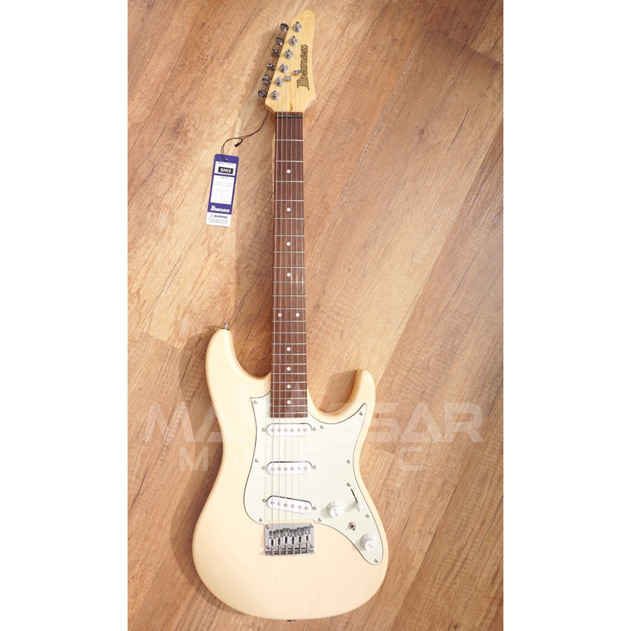 Ibanez AZES31-IV SSS Electric Guitar AZ essential series - Ivory