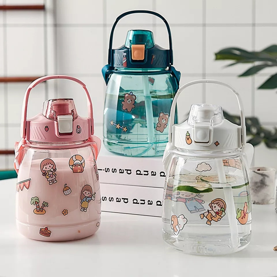 Botol Minum Polos 1Liter Stiker Lucu Tempat Minum Anak JUMBO Tali Sedotan + Sticker lucu/BOTOL GEMOY