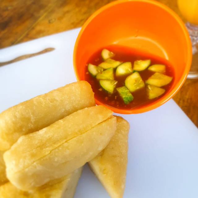 

Pempek Lenjer Besar (beku) dan goreng matang