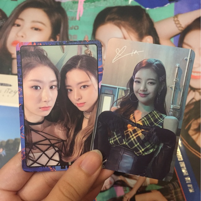 [BOOKED] ITZY IT’Z ME LIA & YUNA CHAERYONG UNIT PHOTOCARD