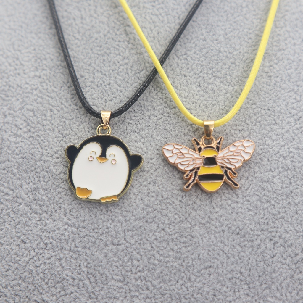 Set 2pcs Kalung Rantai Liontin Kartun Hewan Warna-Warni Untuk Hadiah Ulang Tahun Wanita