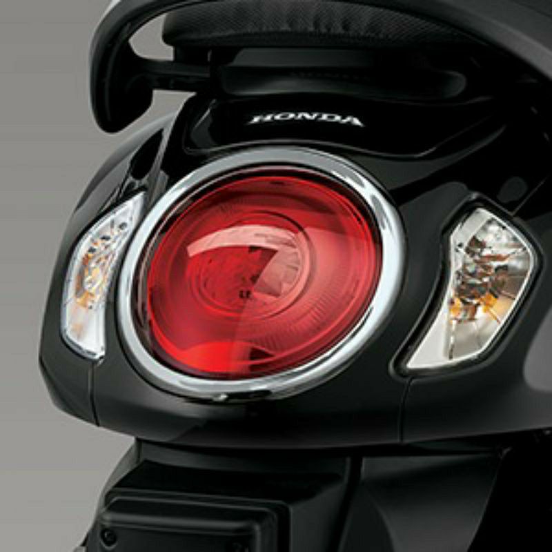 Garnish Tail Light Hiasan Lampu Belakang New Scoopy 2021 K2F Original