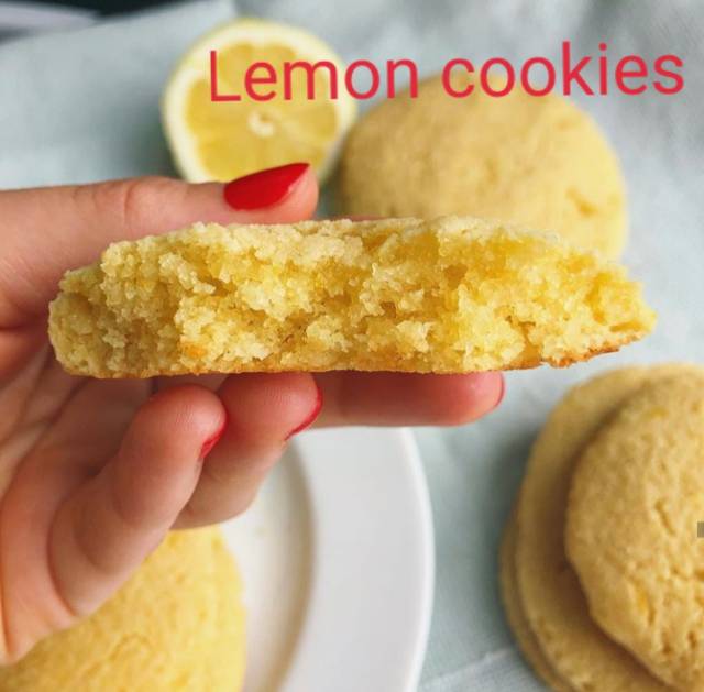 

Lemon Cookies by Evellyne Kitchen