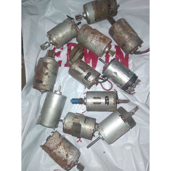 DINAMO DC CAMPUR AGAK BESAR