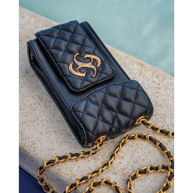 Audrey Phone Bag by Geulis