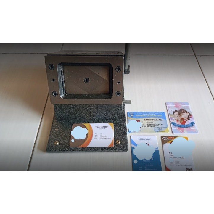

CETAK ID CARD SATUAN MURAH BERKWALITAS BAHAN PVC