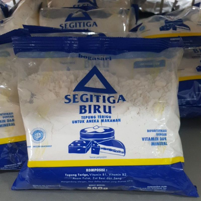 

TEPUNG TERIGU Segitiga Biru Ekonomis 1kg
