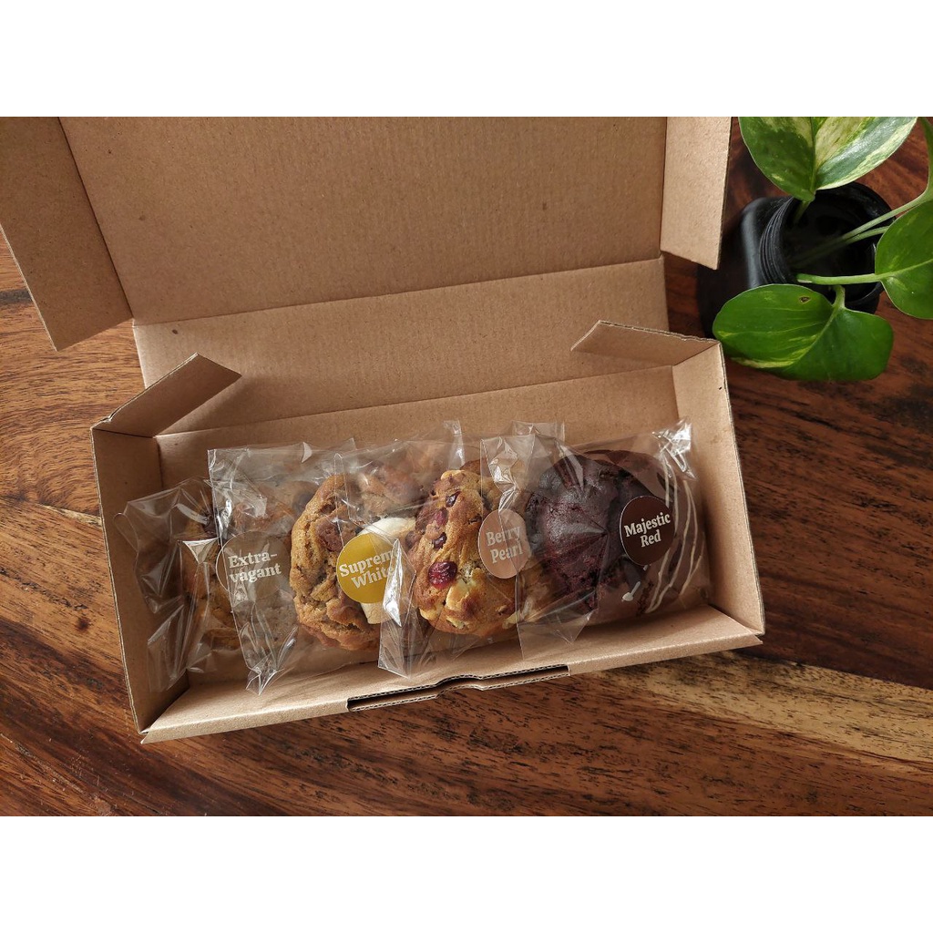 

Cookie Medium Box (4 pcs)