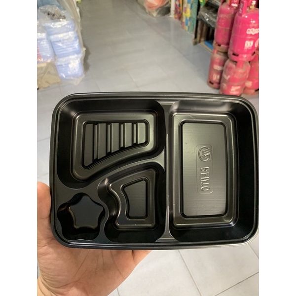 

mika bento 10pcs sekat 4 sesuai foto