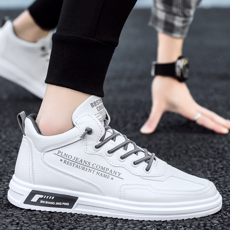 Sepatu pria gaya elegan sneakers Import model terbaru 2021