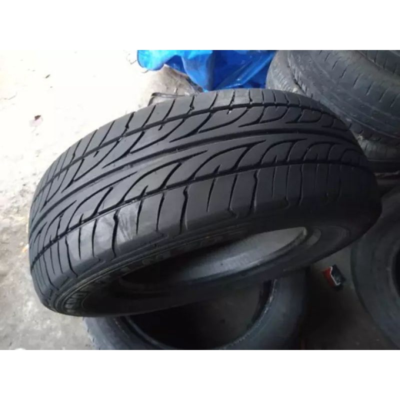 ban mobil second r15 205/70-15