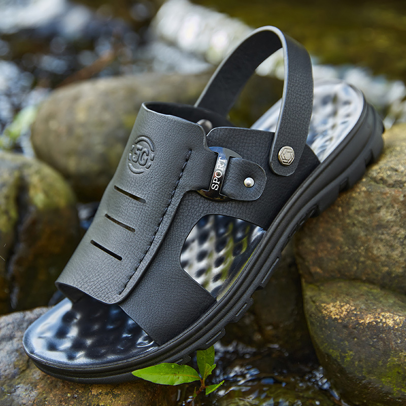 2021 musim panas sandal baru pria antiskid memakai sandal resisten pria sandal casual pria sandal
