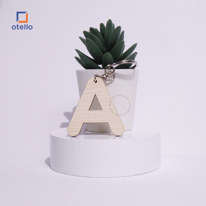 Gantungan Kunci Kayu Huruf Alfabet Wooden Keychain Letter Ganci Unik
