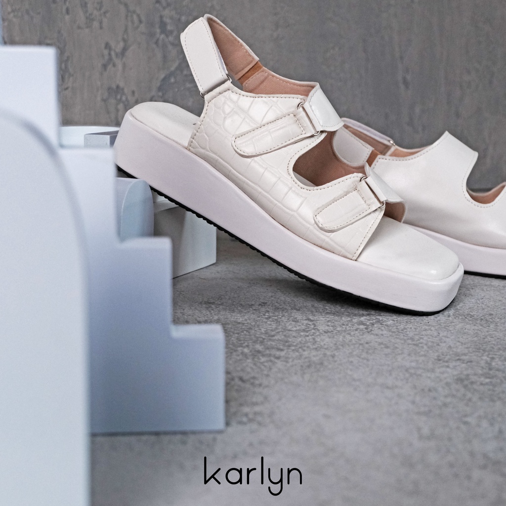Karlyn Viona Platform Sandal