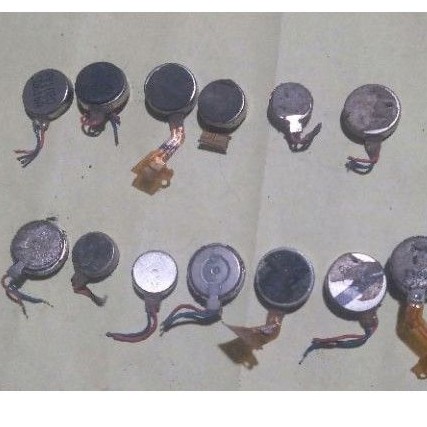 DInamo getar hp bulat